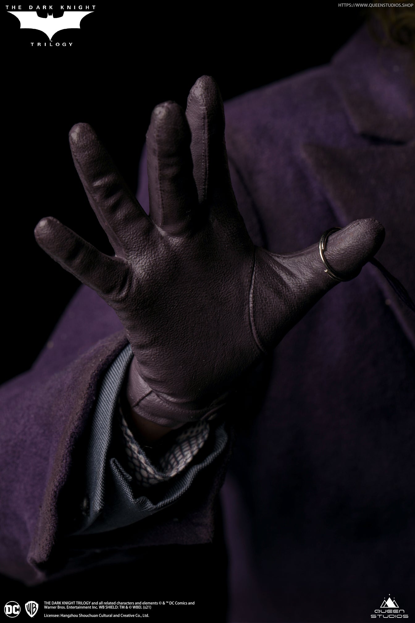 Queen Studios - The Dark Knight 1/4 Scale: The Joker