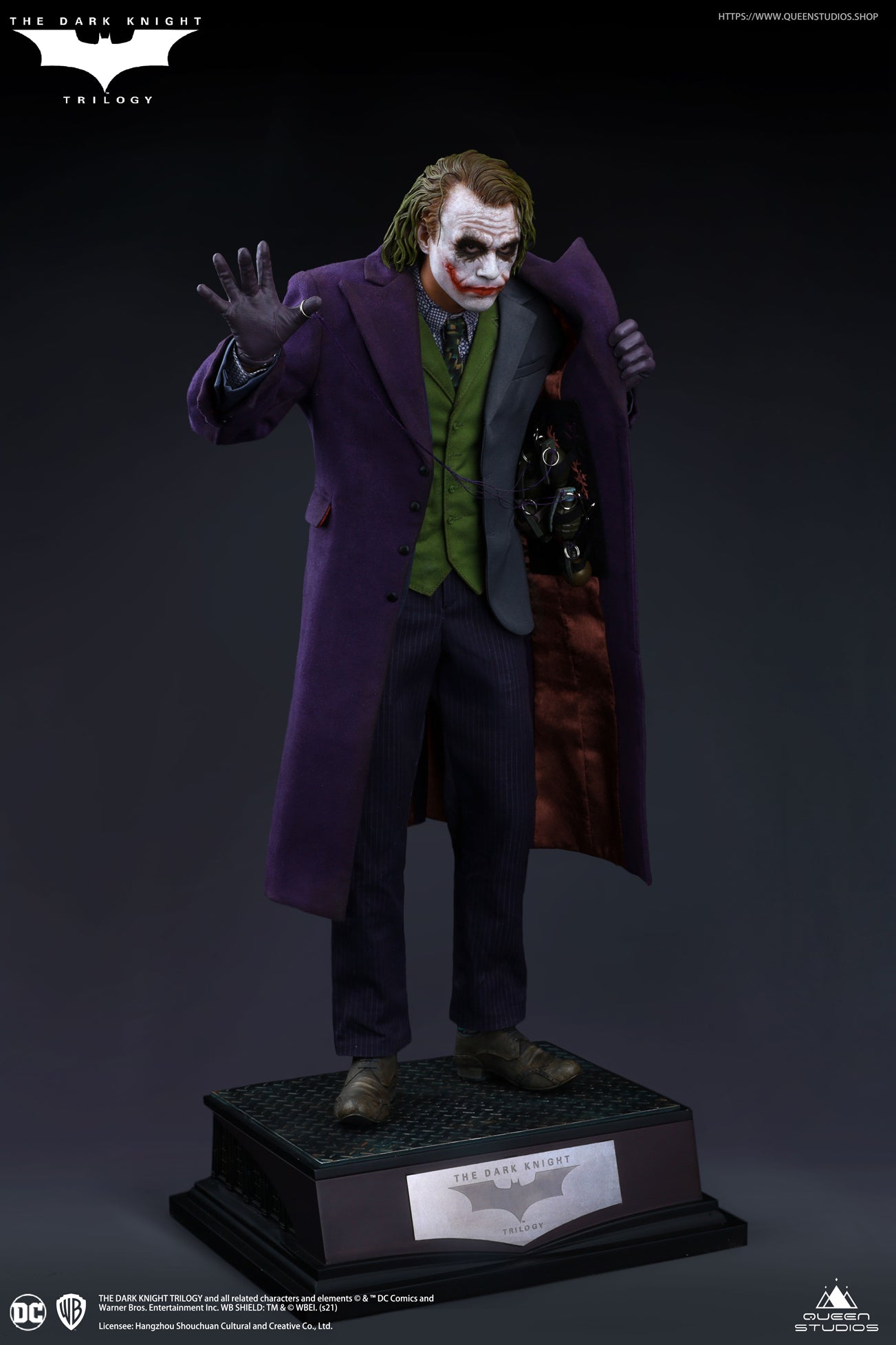 Queen Studios - The Dark Knight 1/4 Scale: The Joker