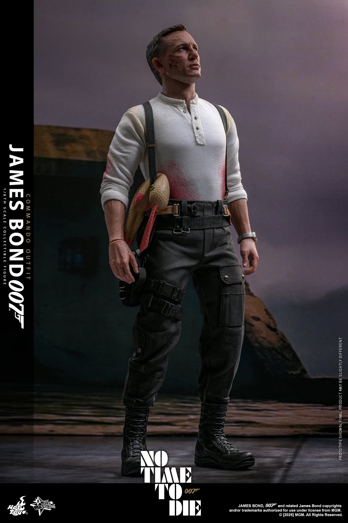 Hot Toys – MMS804 – JAMES BOND (No Time To Die): James Bond (Commando Outfit) 1/6th scale Collectible Set