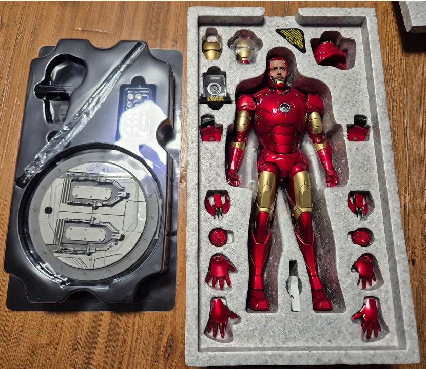 PRE-LOVED - Hot Toys - MMS256D07 - Iron Man Mark III (Diecast) - H.G.