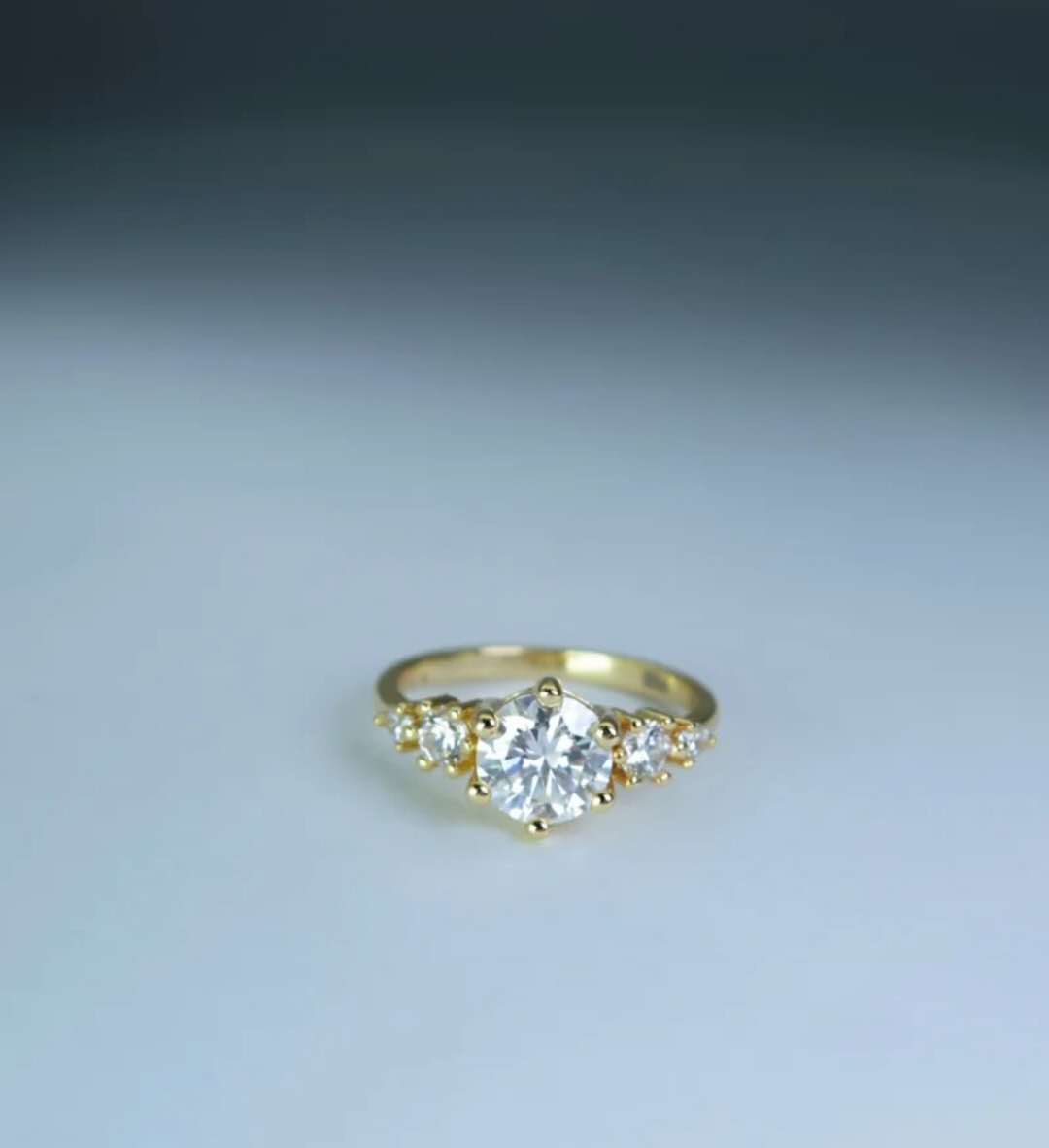 1.5ct Moissanite / 925 Silver Ring - Champagne Riot