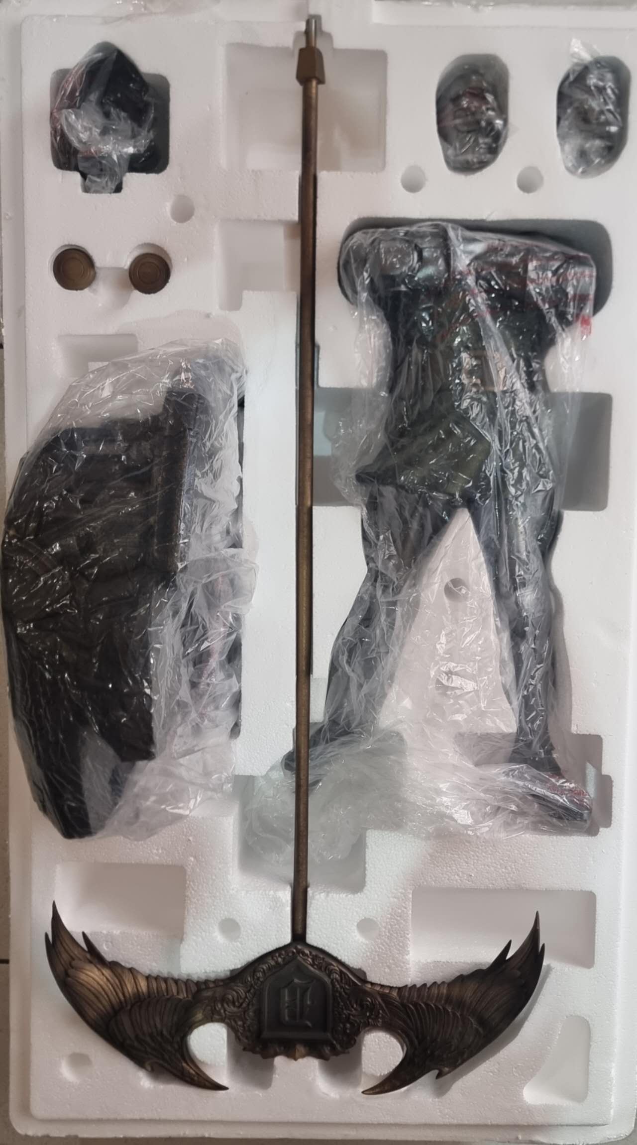 PRE-ORDER - Sideshow Collectibles - 4003601 - Doctor Doom Maquette - EXCLUSIVE EDITION