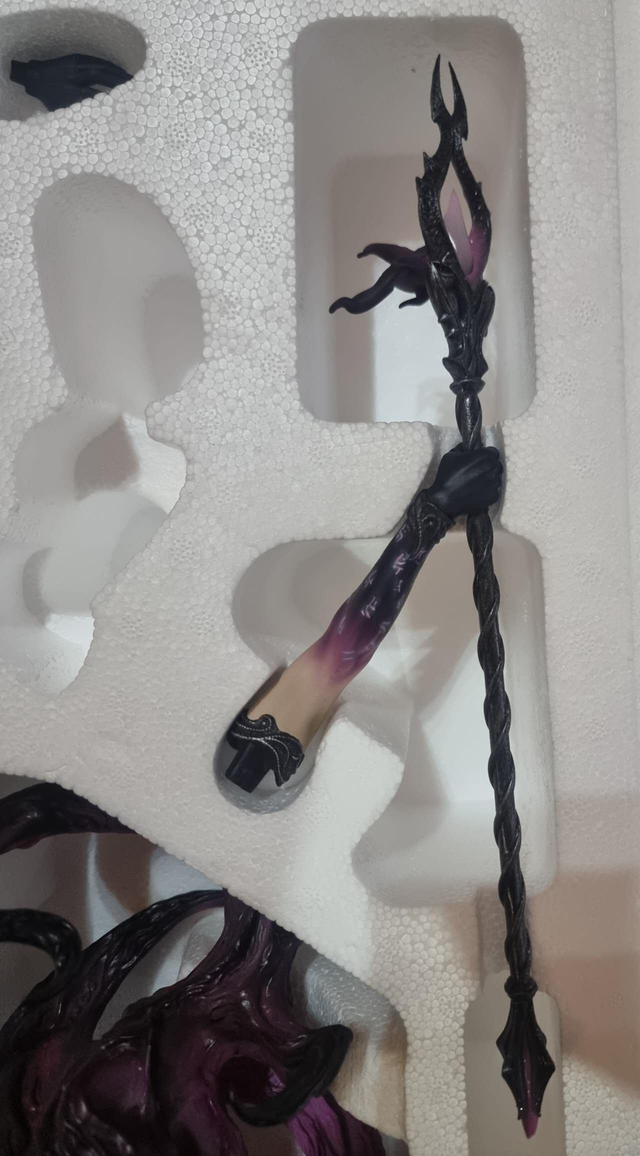 PRE-LOVED - SIDESHOW COLLECTIBLES - 300757 - Dark Sorceress: Guardian of the Void