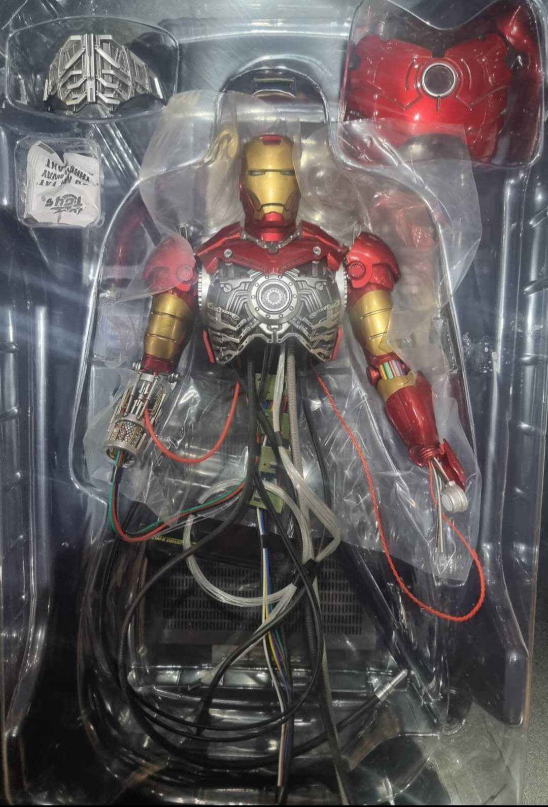 PRE-LOVED - HOT TOYS - DS003 - IRON MAN MARK 3 CONSTRUCTION VERSION