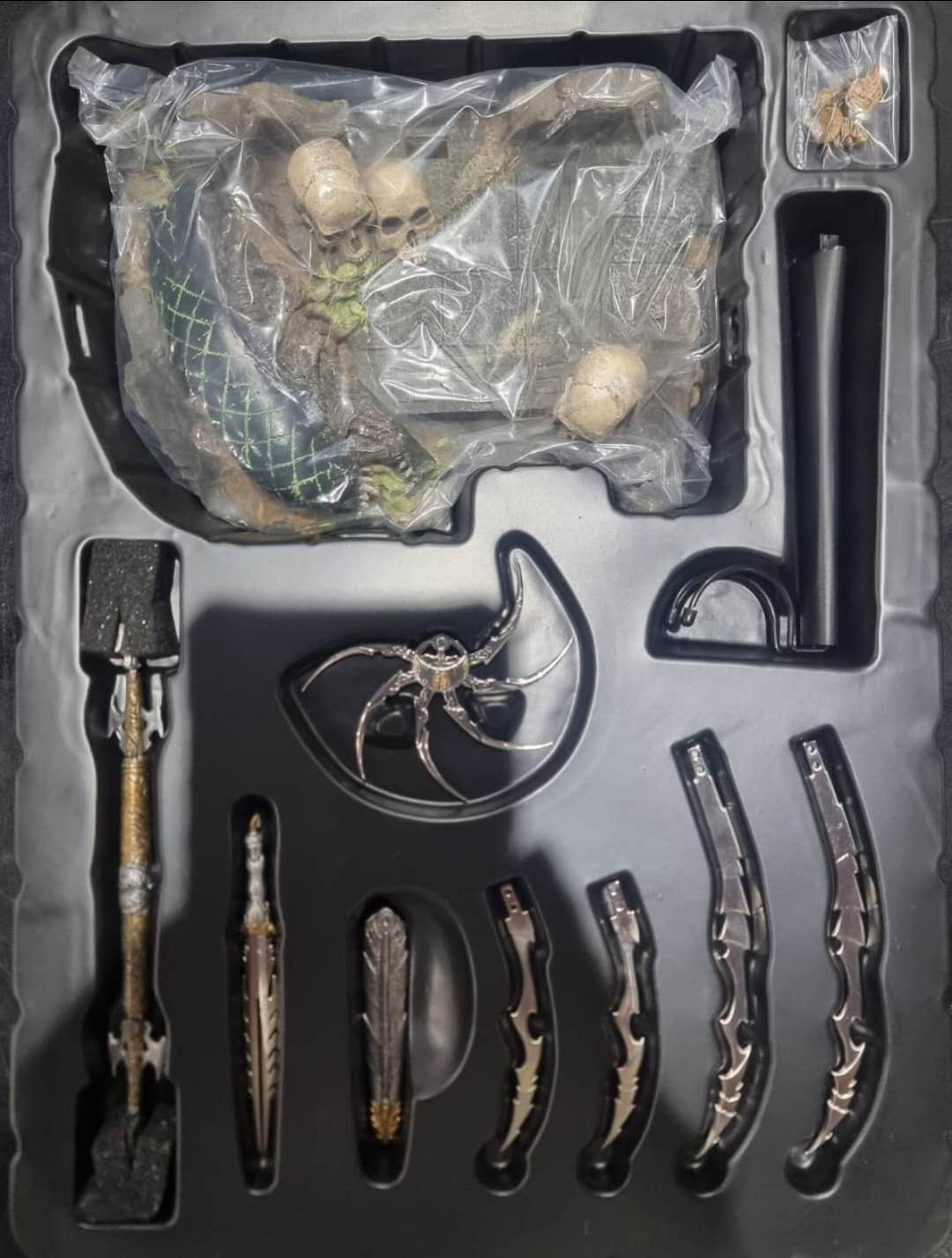 PRE-LOVED - Hot Toys - MMS221 - AVP: Celtic Predator