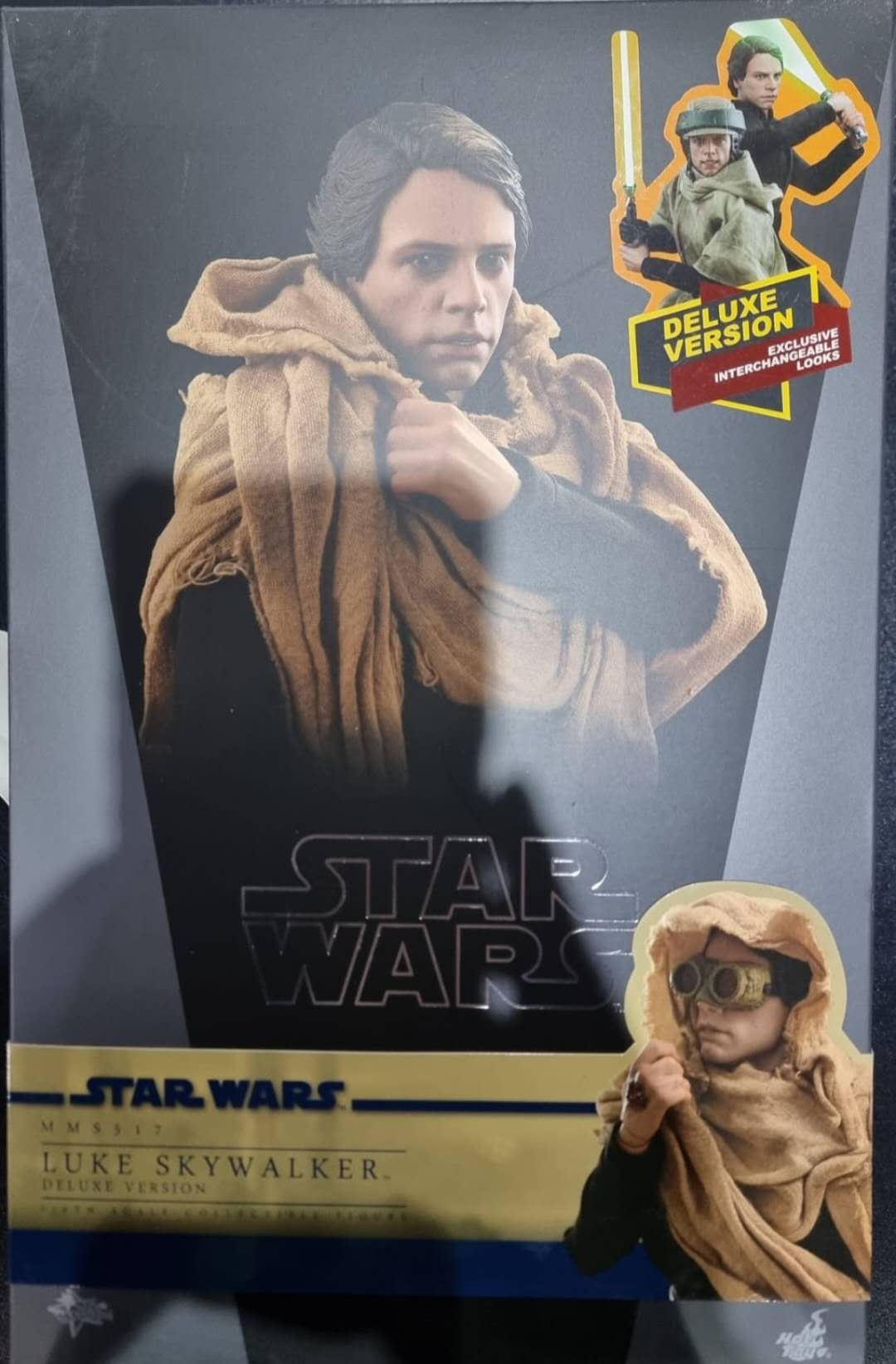 PRE-LOVED - Hot Toys - MMS517 - Star Wars: Luke Skywalker (Deluxe Version)