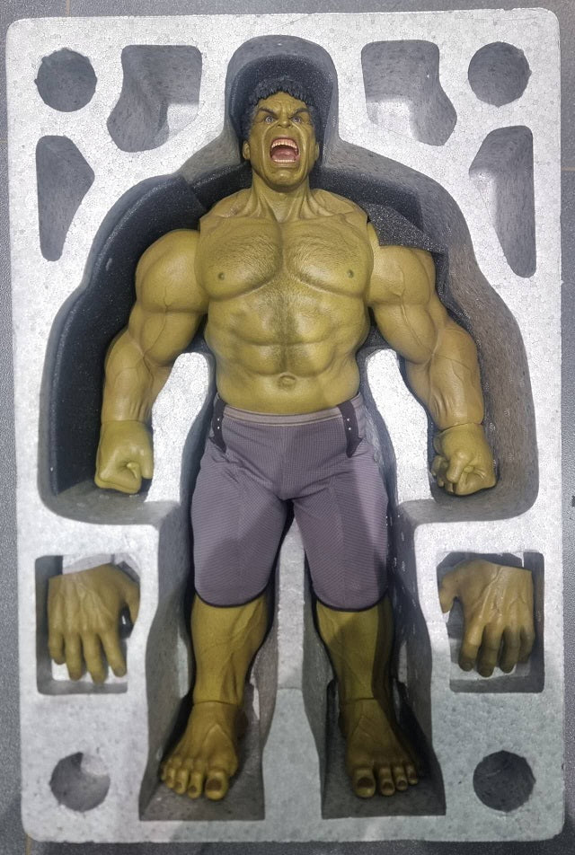 PRE-LOVED - Hot Toys - MMS287 - Avengers Age of Ultron: Hulk (Deluxe Version)