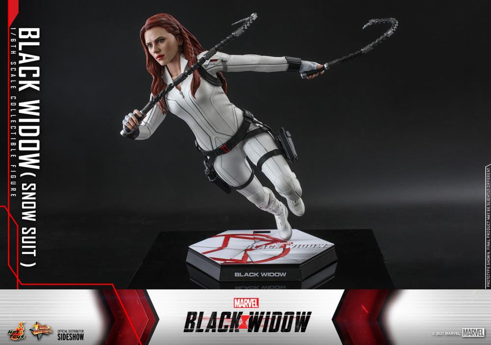 Hot Toys - MMS601 - Black Widow: 1/6 Scale Black Widow (Snow Suit)