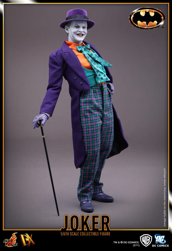PRE-LOVED - HOT TOYS - DX08 - THE JOKER 1989