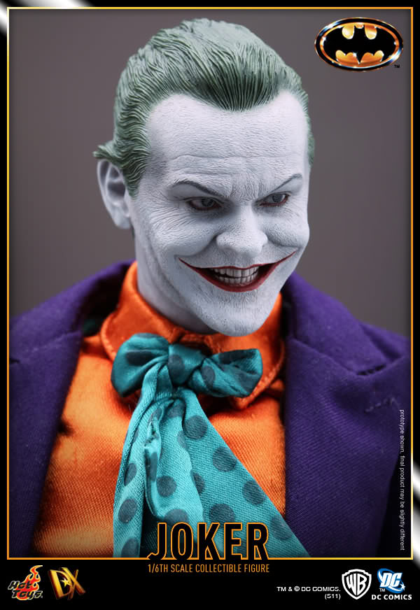 PRE-LOVED - HOT TOYS - DX08 - THE JOKER 1989
