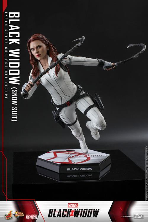 Hot Toys - MMS601 - Black Widow: 1/6 Scale Black Widow (Snow Suit)