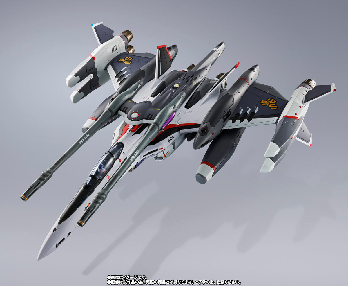 Tamashii Nations - Macross Frontier: The False Songstress DX Chogokin - VF-25F Tornado Messiah Valkyrie (Alto Saotome Use) Revival Ver.