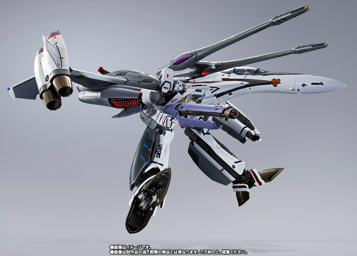Tamashii Nations - Macross Frontier: The False Songstress DX Chogokin - VF-25F Tornado Messiah Valkyrie (Alto Saotome Use) Revival Ver.