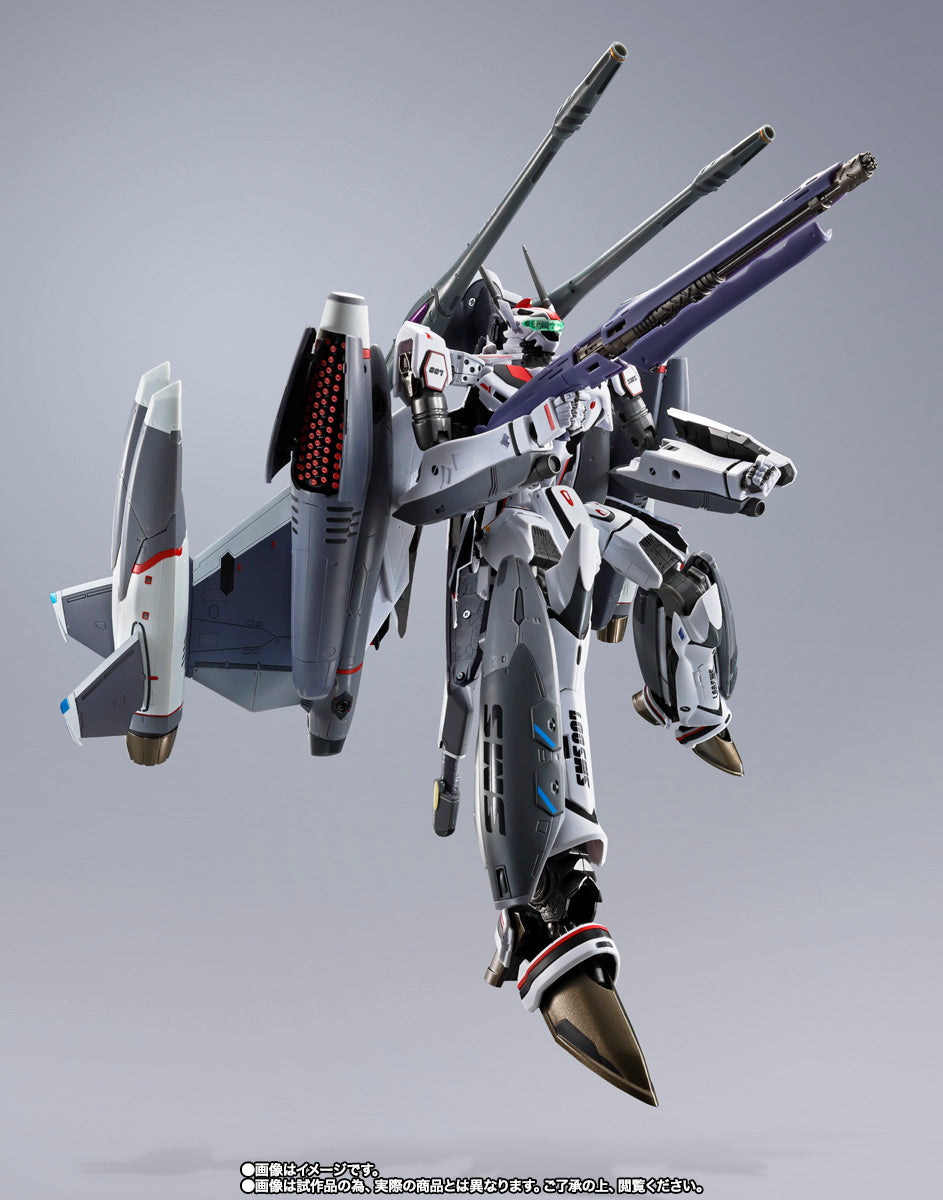 Tamashii Nations - Macross Frontier: The False Songstress DX Chogokin - VF-25F Tornado Messiah Valkyrie (Alto Saotome Use) Revival Ver.