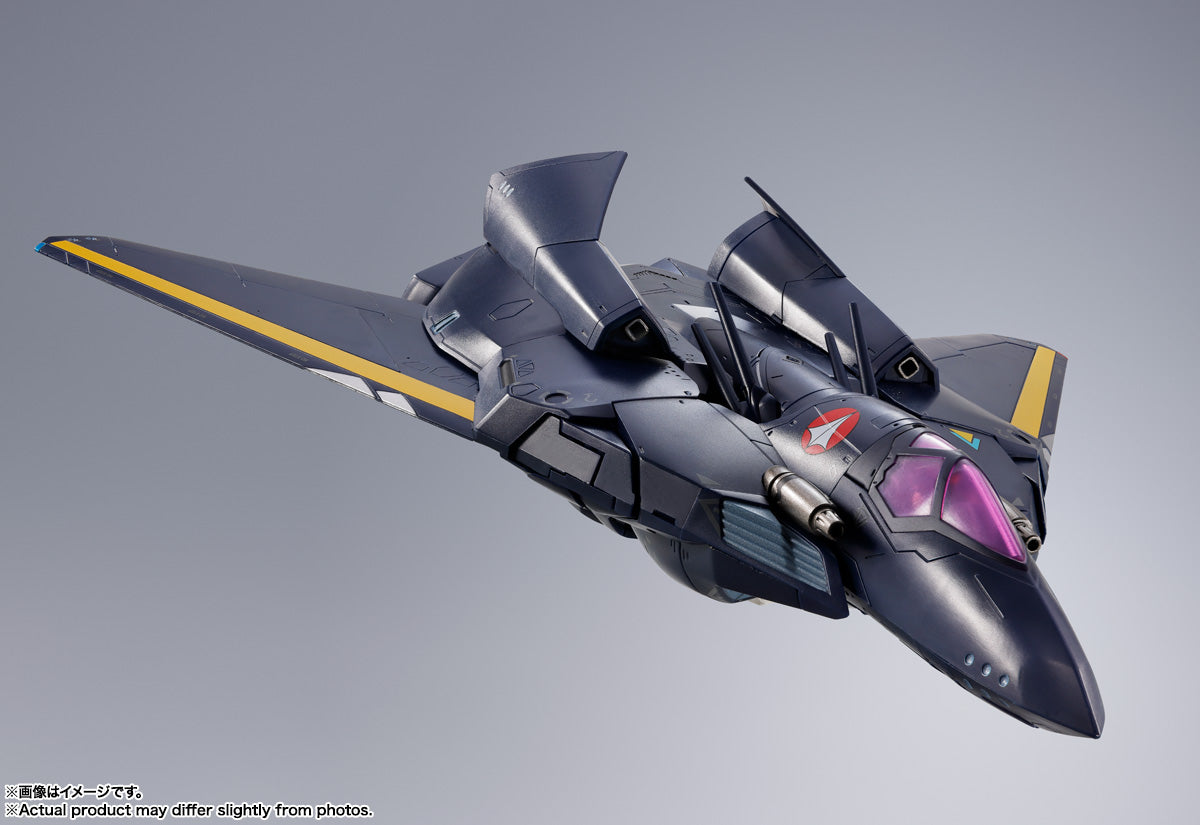 Tamashii Nations - DX Chogokin - Macross 7: VF-17S NIGHTMARE STEALTHVALKYRIE (GAMLIN KIZAKI use)