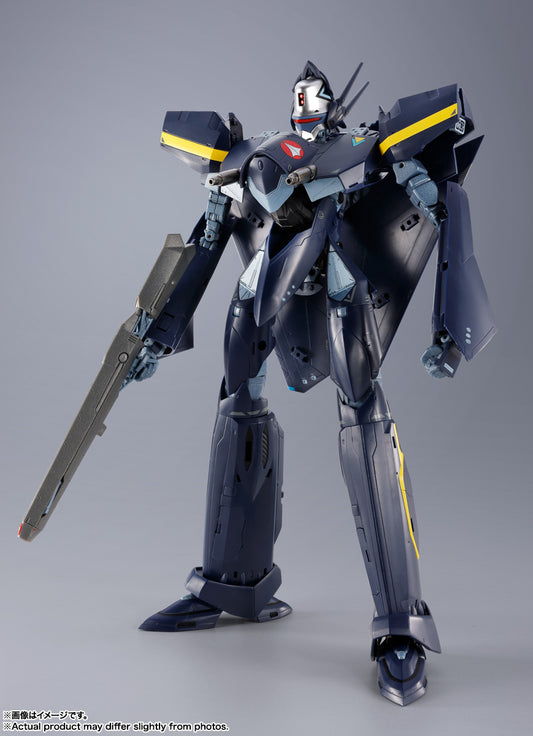 Tamashii Nations - DX Chogokin - Macross 7: VF-17S NIGHTMARE STEALTHVALKYRIE (GAMLIN KIZAKI use)