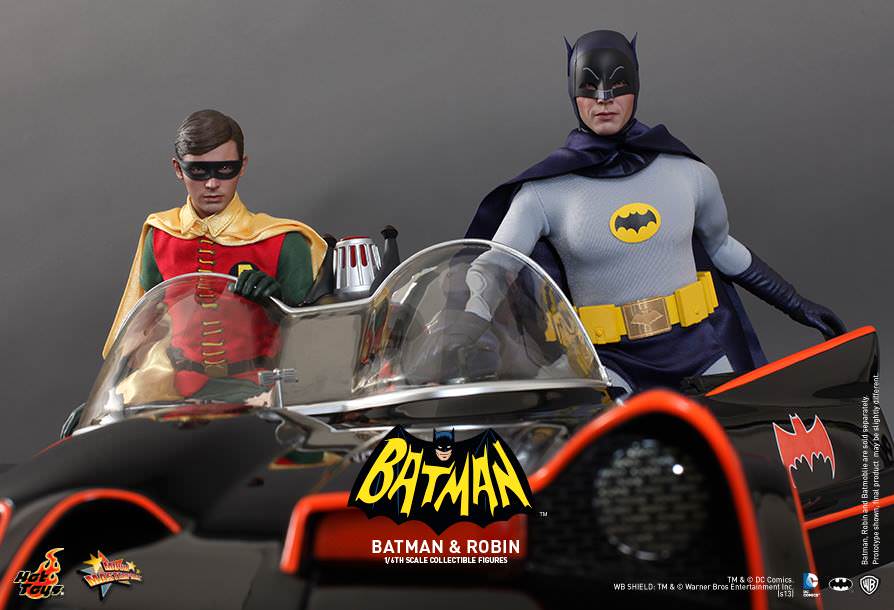 PRE-LOVED - HOT TOYS - MMS218 BATMAN (1966) & MMS219 ROBIN (1966) SET PACK