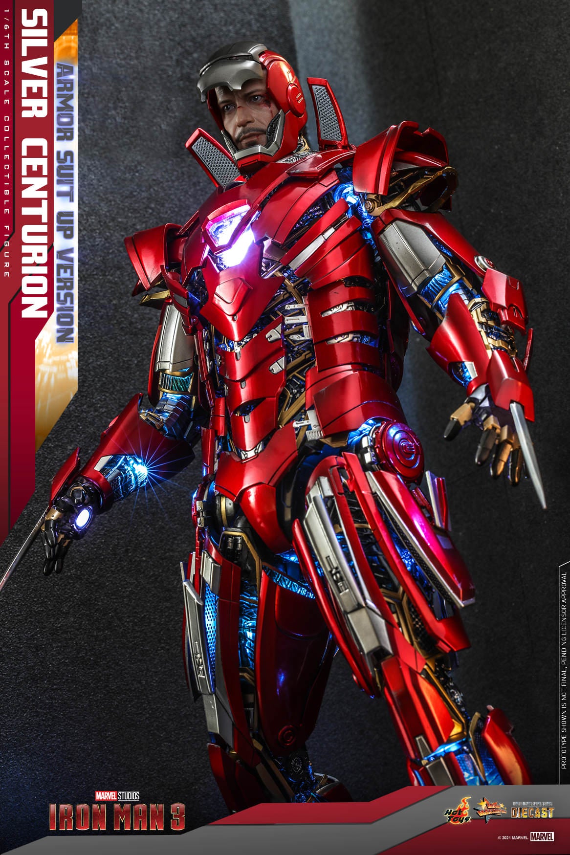 Hot Toys - MMS618D43: Iron Man 3 – Silver Centurion (Armor Suit Up) DIECAST