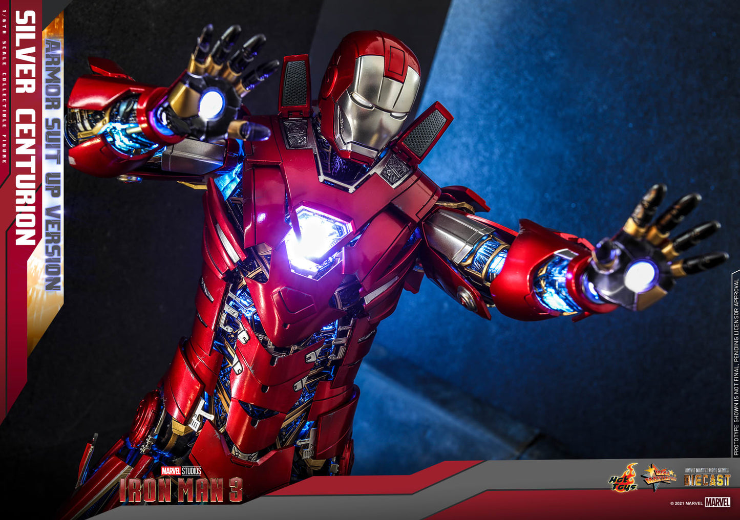 Hot Toys - MMS618D43: Iron Man 3 – Silver Centurion (Armor Suit Up) DIECAST