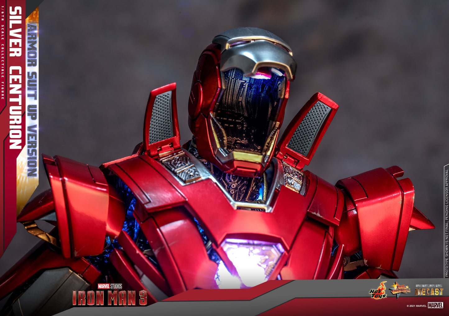 Hot Toys - MMS618D43: Iron Man 3 – Silver Centurion (Armor Suit Up) DIECAST