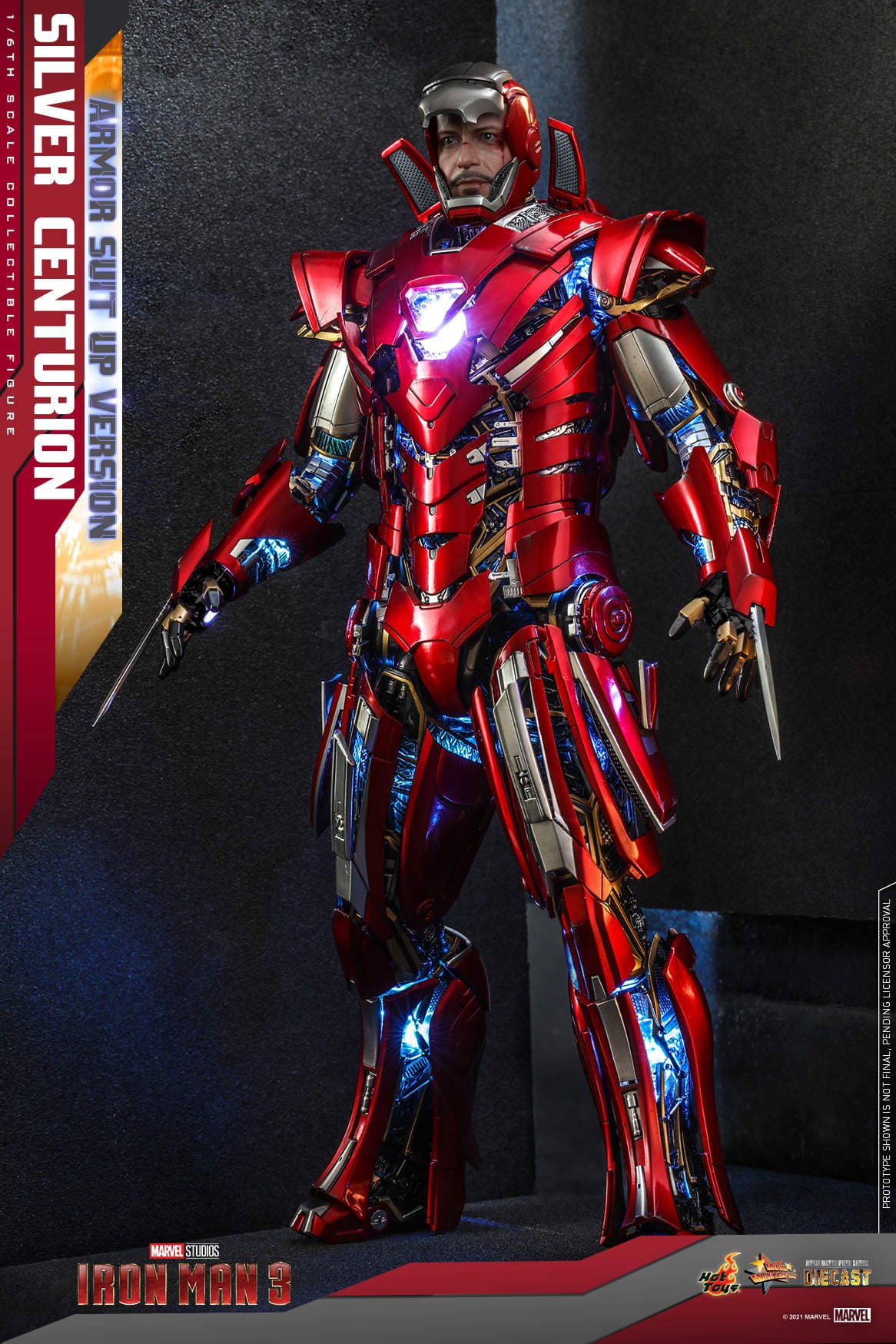 Hot Toys - MMS618D43: Iron Man 3 – Silver Centurion (Armor Suit Up) DIECAST