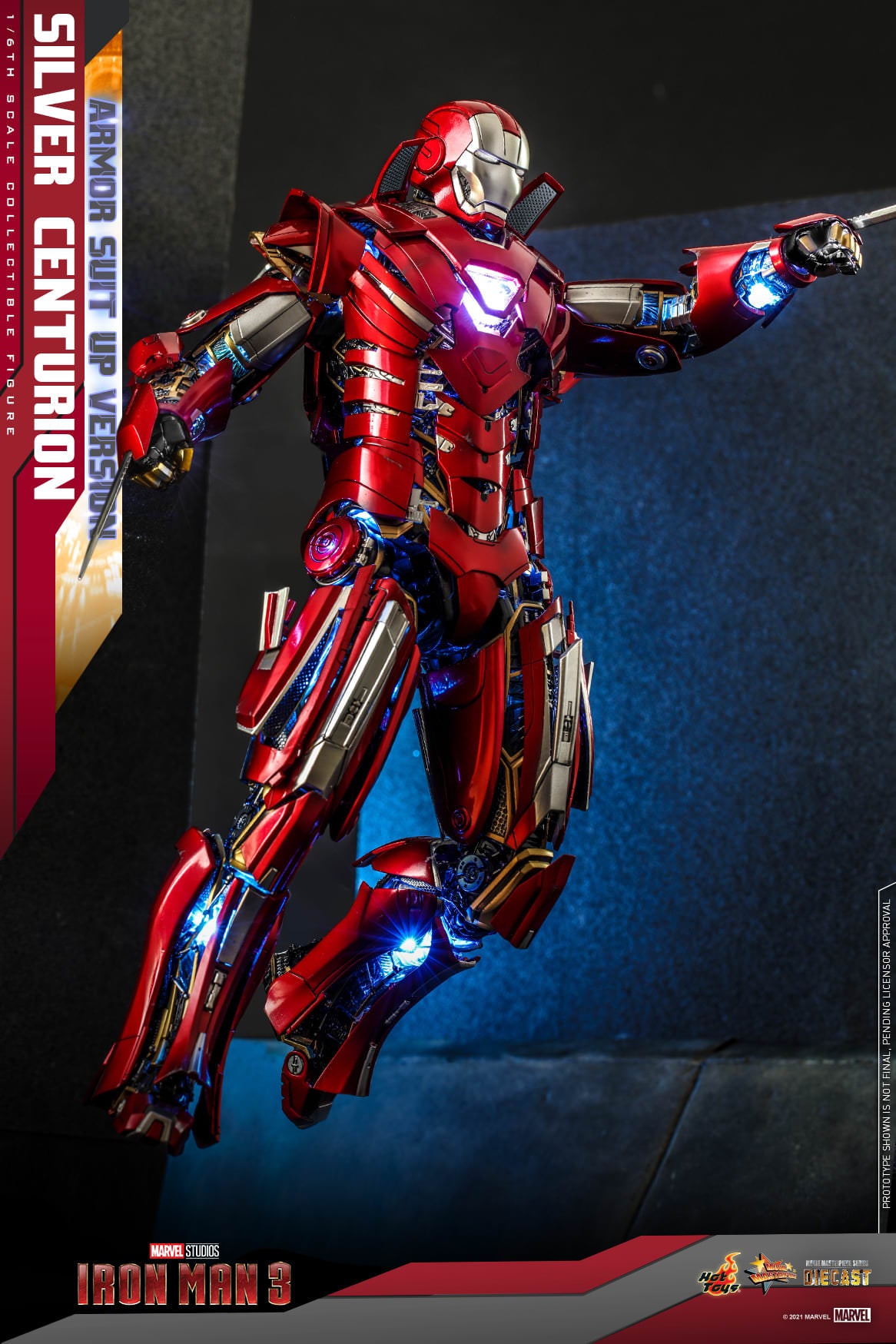 Hot Toys - MMS618D43: Iron Man 3 – Silver Centurion (Armor Suit Up) DIECAST