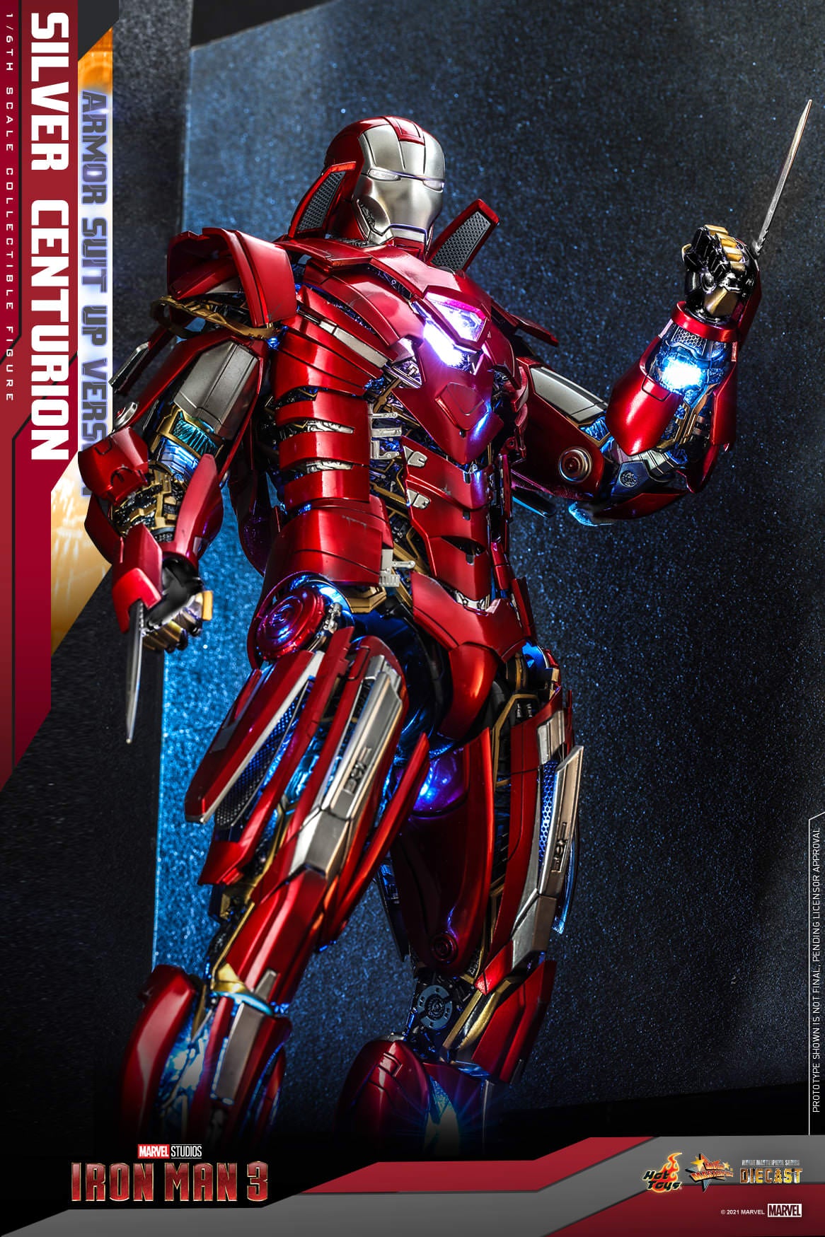 Hot Toys - MMS618D43: Iron Man 3 – Silver Centurion (Armor Suit Up) DIECAST