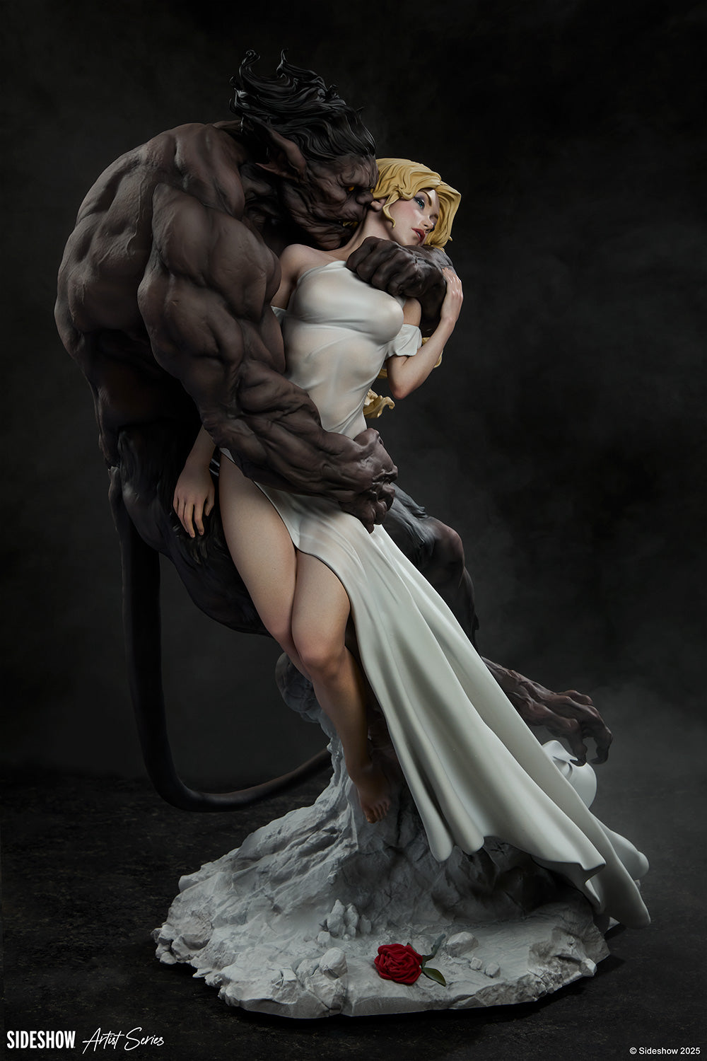 Sideshow Collectibles - Beauty and the Beast Statue