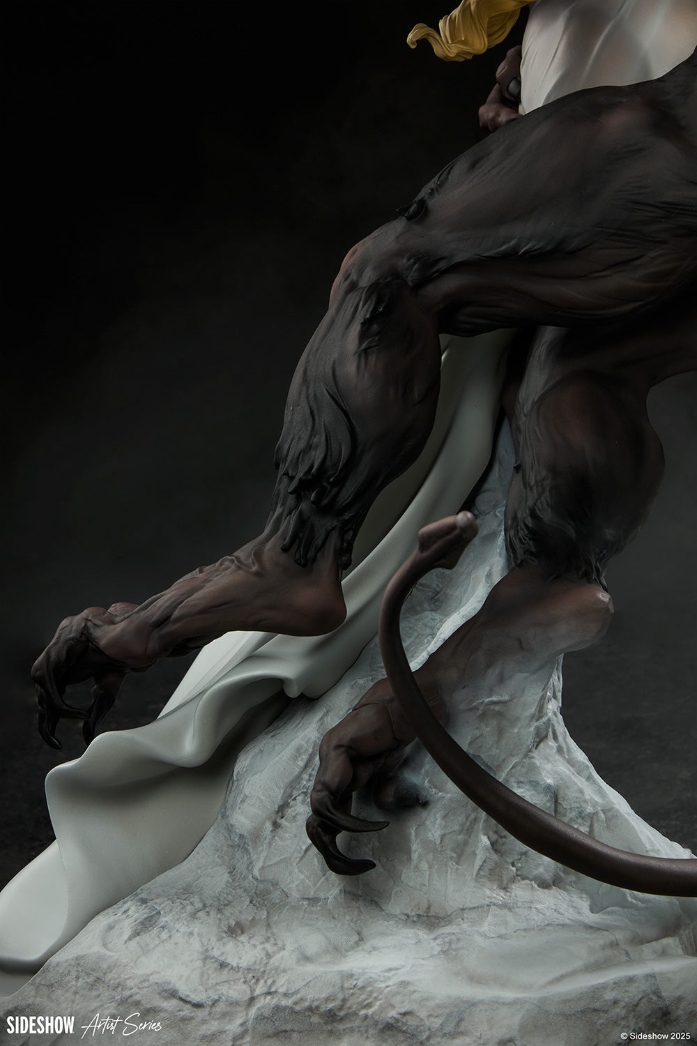 Sideshow Collectibles - Beauty and the Beast Statue