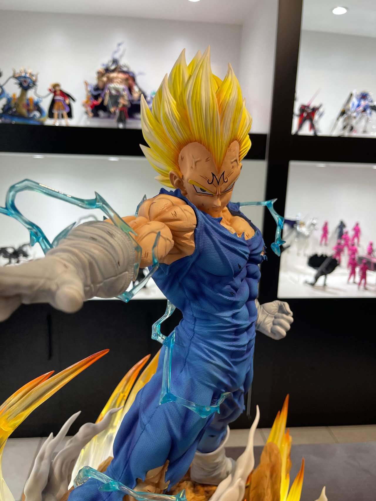DU studio - 1/4 scale Majin Vegeta Statue