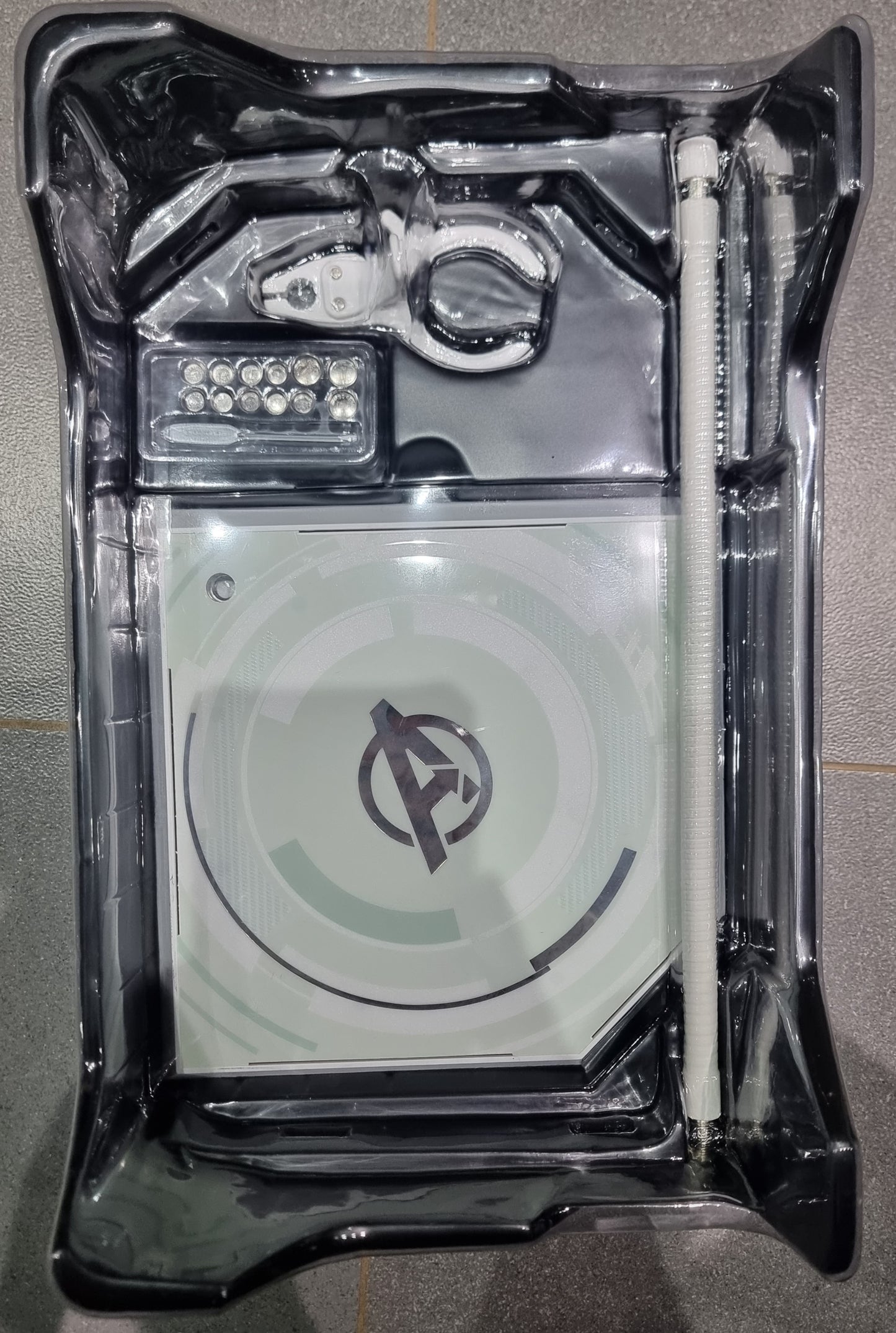 PRE-LOVED - Hot Toys - MMS329 - Avengers - Iron Man Mark VII (Sub-Zero Version)