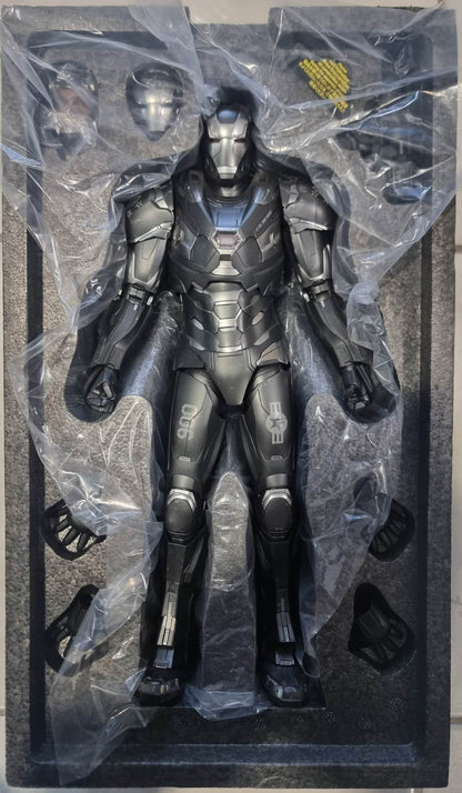 PRE-LOVED - Hot Toys - MMS530D31 - Avengers Endgame: War Machine Mark 6