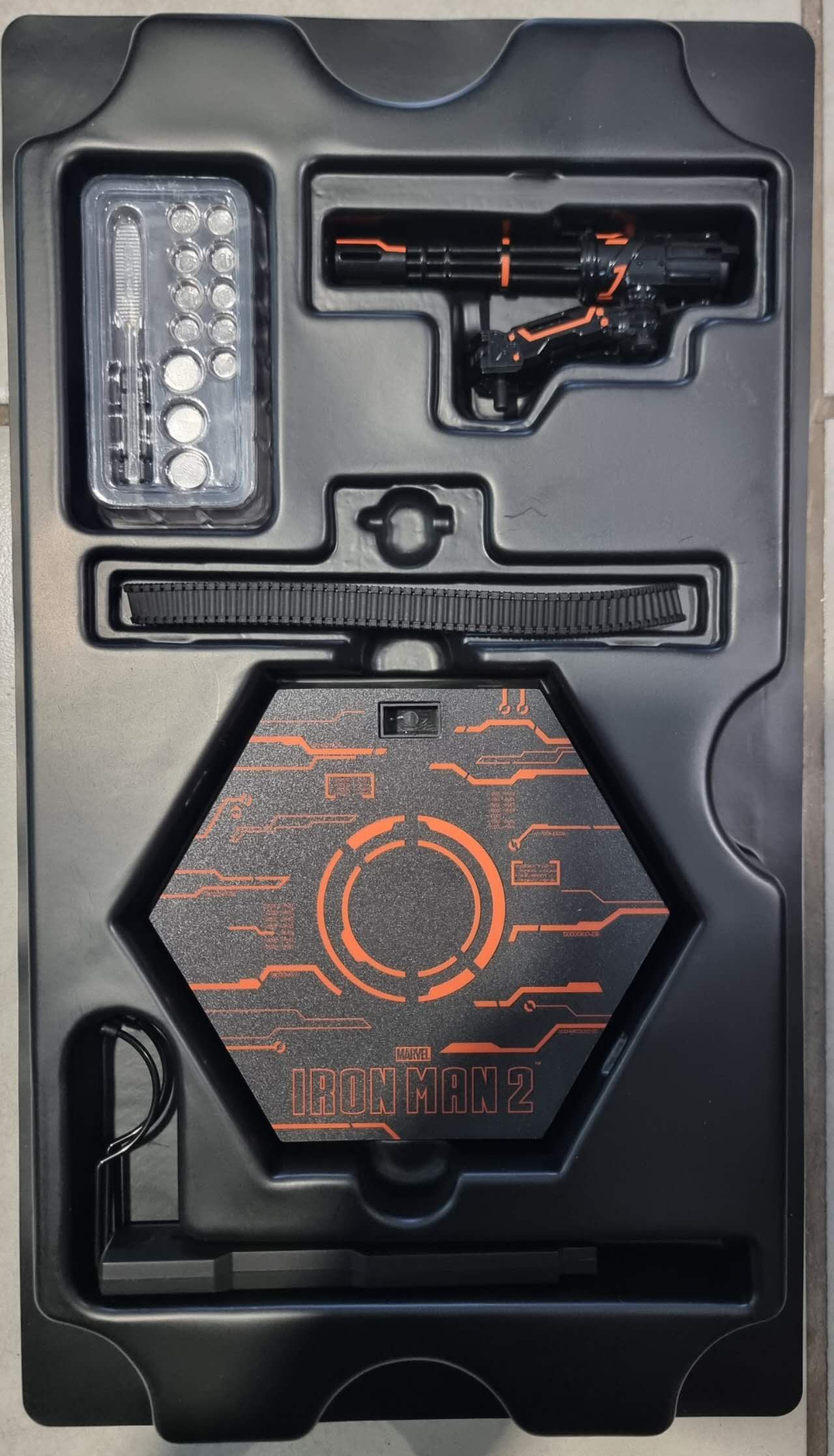 PRE-LOVED - Hot Toys Exclusive - MMS553D35 - War Machine Mark I Neon Tech (Diecast)