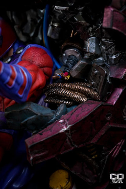 PRE-LOVED - CO Signature Collectibles - 1/4 scale Magneto on Throne