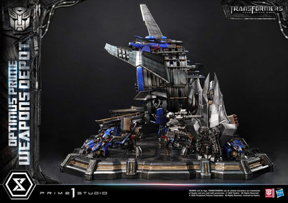 Prime 1 Studio - Transformers: Dark of the Moon: Optimus Prime Weapons Depot