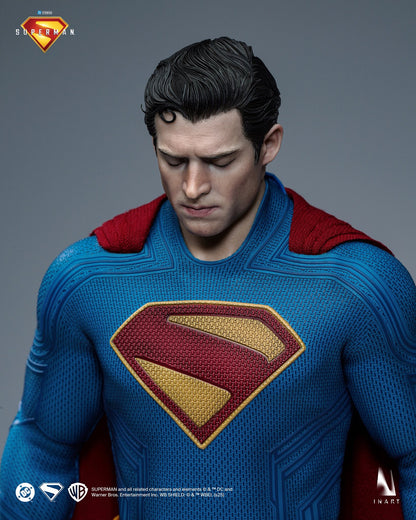 INART - Superman: 1/6 Scale Superman