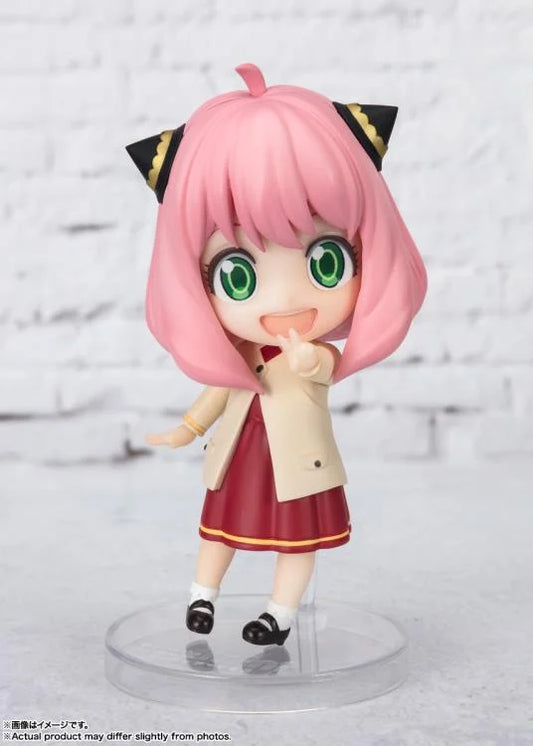 Tamashii Nations - Figuarts Mini - SPY x FAMILY - ODEKEKE OUTFIT: Anya Forger