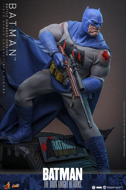 Hot Toys - CMS031 -  Batman: The Dark Knight™ Returns: Batman™ (Battle Damaged Version) 1/6th Collectibles Figure  Pre-order NOW