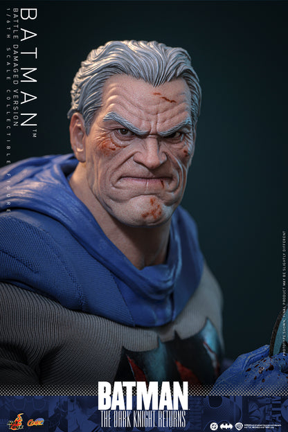 Hot Toys - CMS031 -  Batman: The Dark Knight™ Returns: Batman™ (Battle Damaged Version) 1/6th Collectibles Figure  Pre-order NOW