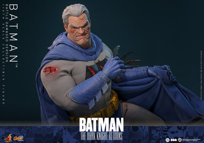 Hot Toys - CMS031 -  Batman: The Dark Knight™ Returns: Batman™ (Battle Damaged Version) 1/6th Collectibles Figure  Pre-order NOW