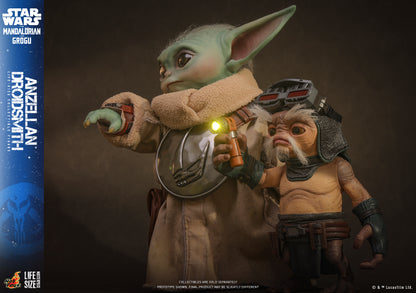 Hot Toys - LMS017 - Star Wars: The Mandalorian & Grogu™ - Anzellan Droidsmith™ Life-Size Collectible Set Pre-order NOW