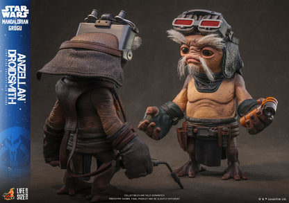 Hot Toys - LMS017 - Star Wars: The Mandalorian & Grogu™ - Anzellan Droidsmith™ Life-Size Collectible Set Pre-order NOW