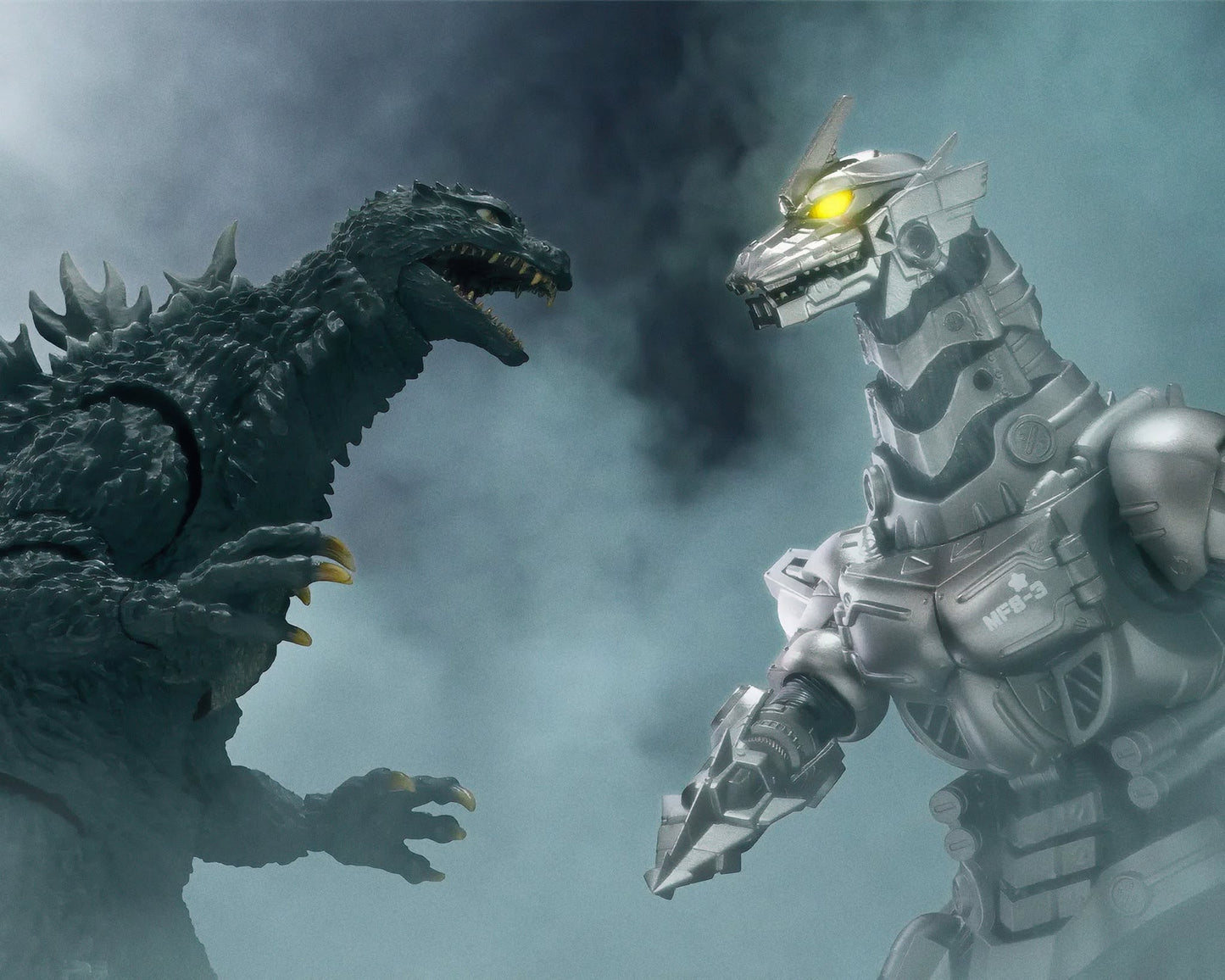Tamashii Nations - S.H.MonsterArts: Multi Purpose-Fighting System Kiryu [Heavily Armed Type / High Mobility Type]  "Godzilla: Tokyo SOS" -Movie Graphic Plus- Pre-order