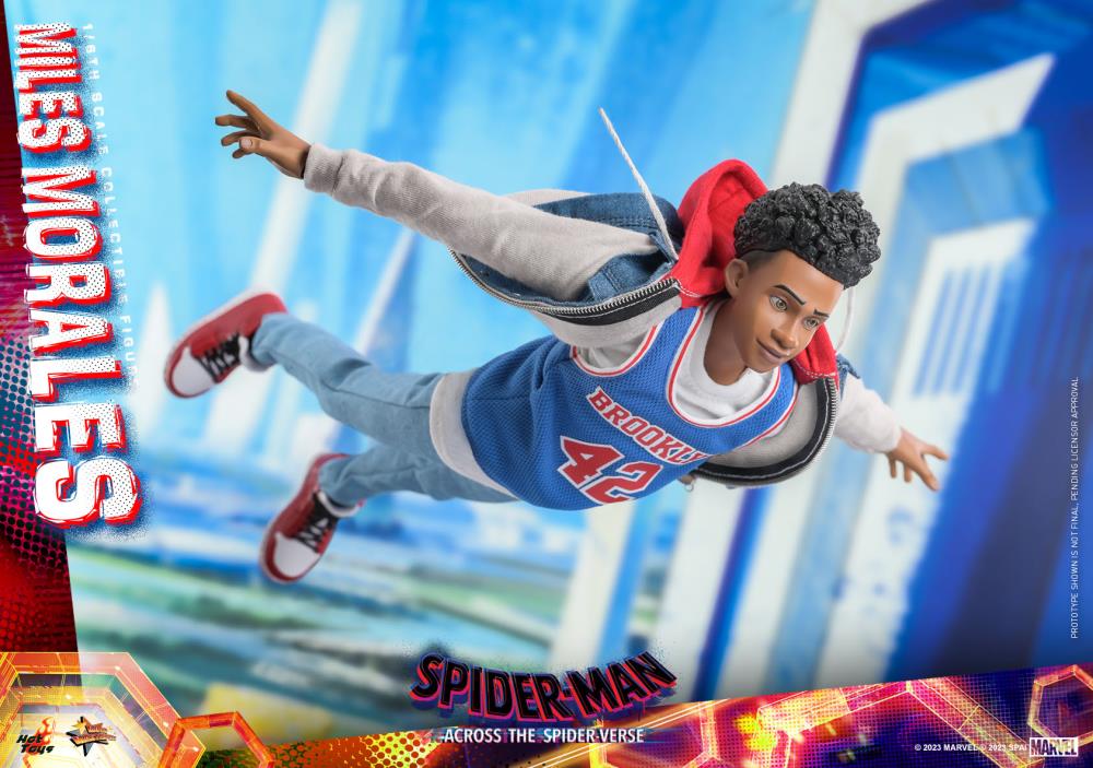 Hot Toys - MMS710 - Spider-Man: Across The Spider-Verse: Part One: Spider-Man (Miles Morales) 1/6 Scale Figure