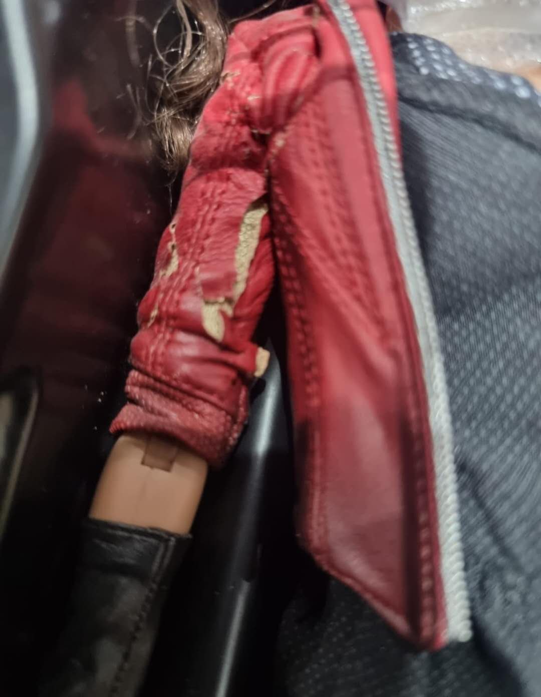 PRE-LOVED - Hot Toys - MMS301 - Avengers Age of Ultron: Scarlet Witch