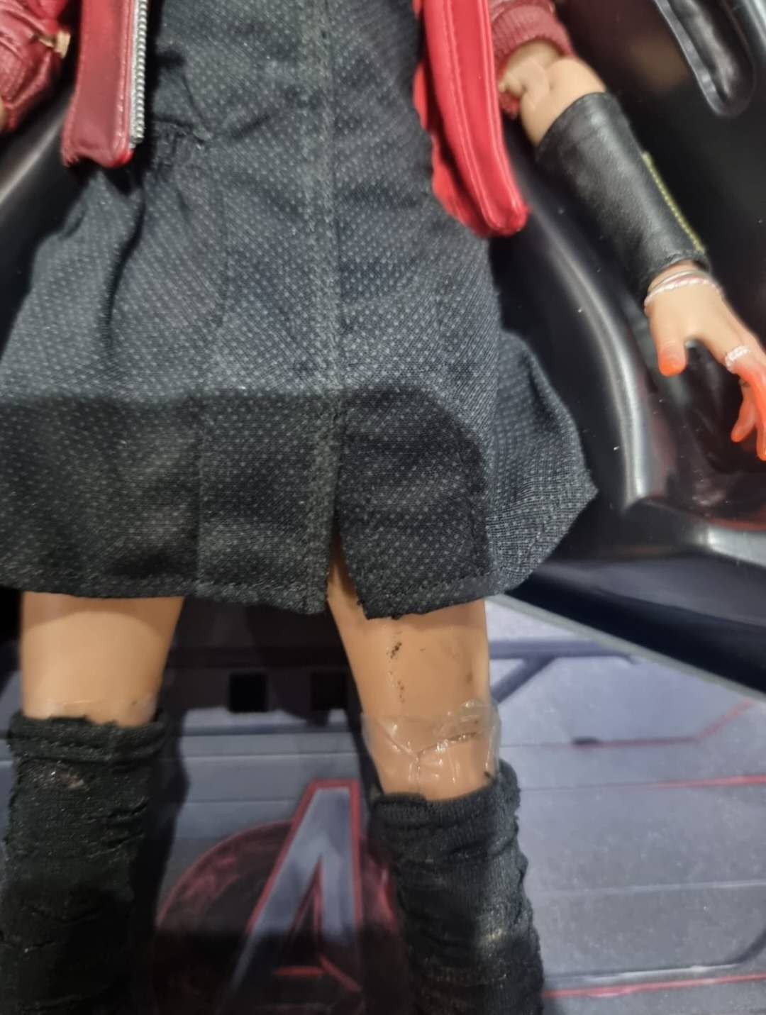 PRE-LOVED - Hot Toys - MMS301 - Avengers Age of Ultron: Scarlet Witch