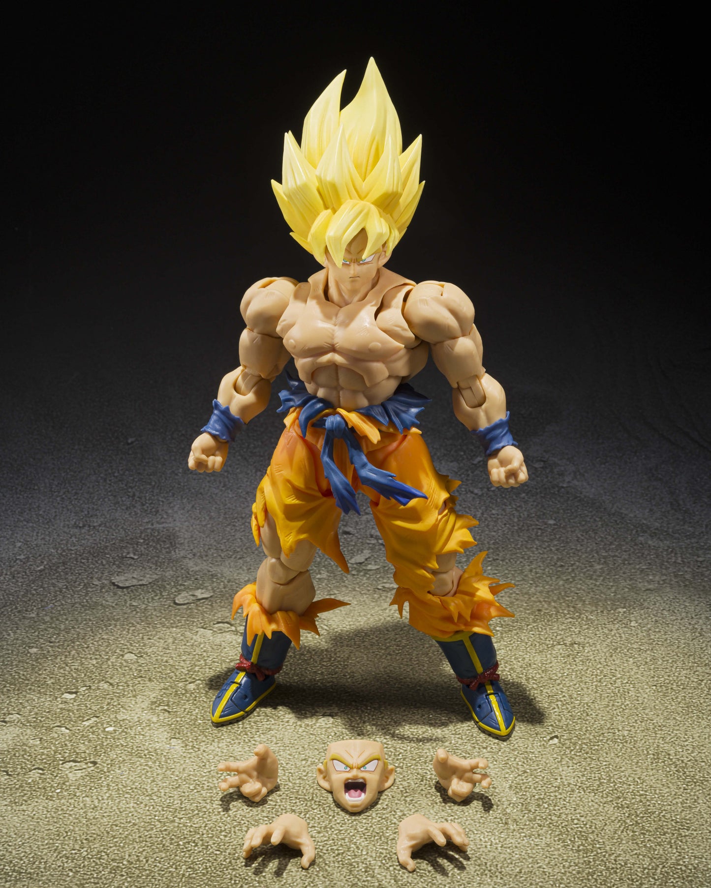 Tamashii Nations - S.H.Figuarts - Dragon Ball Z: SUPER SAIYAN SON GOKU -LEGENDARY SUPER SAIYAN- (BEST SELECTION)