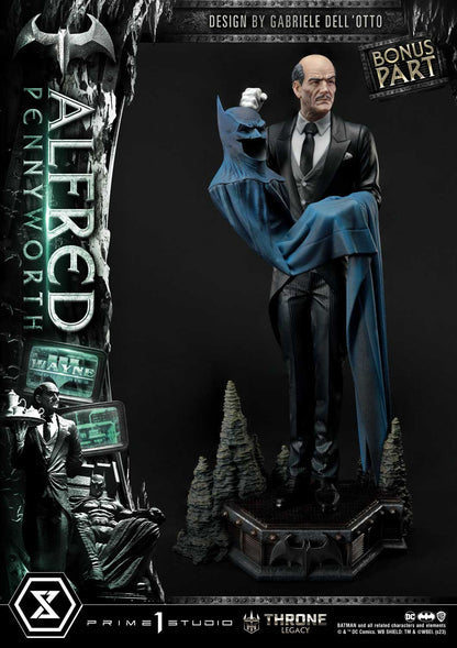 Prime 1 Studio - Batman (Comics): 1/4 scale Alfred Pennyworth (Bonus Version)
