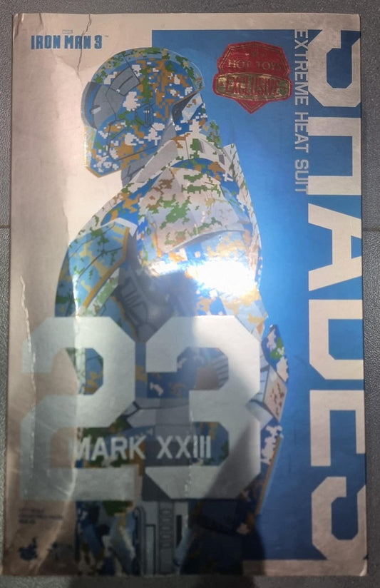 PRE-LOVED - Hot Toys - MMS415 - Iron Man 3 – Mark XXIII: Shades Armor