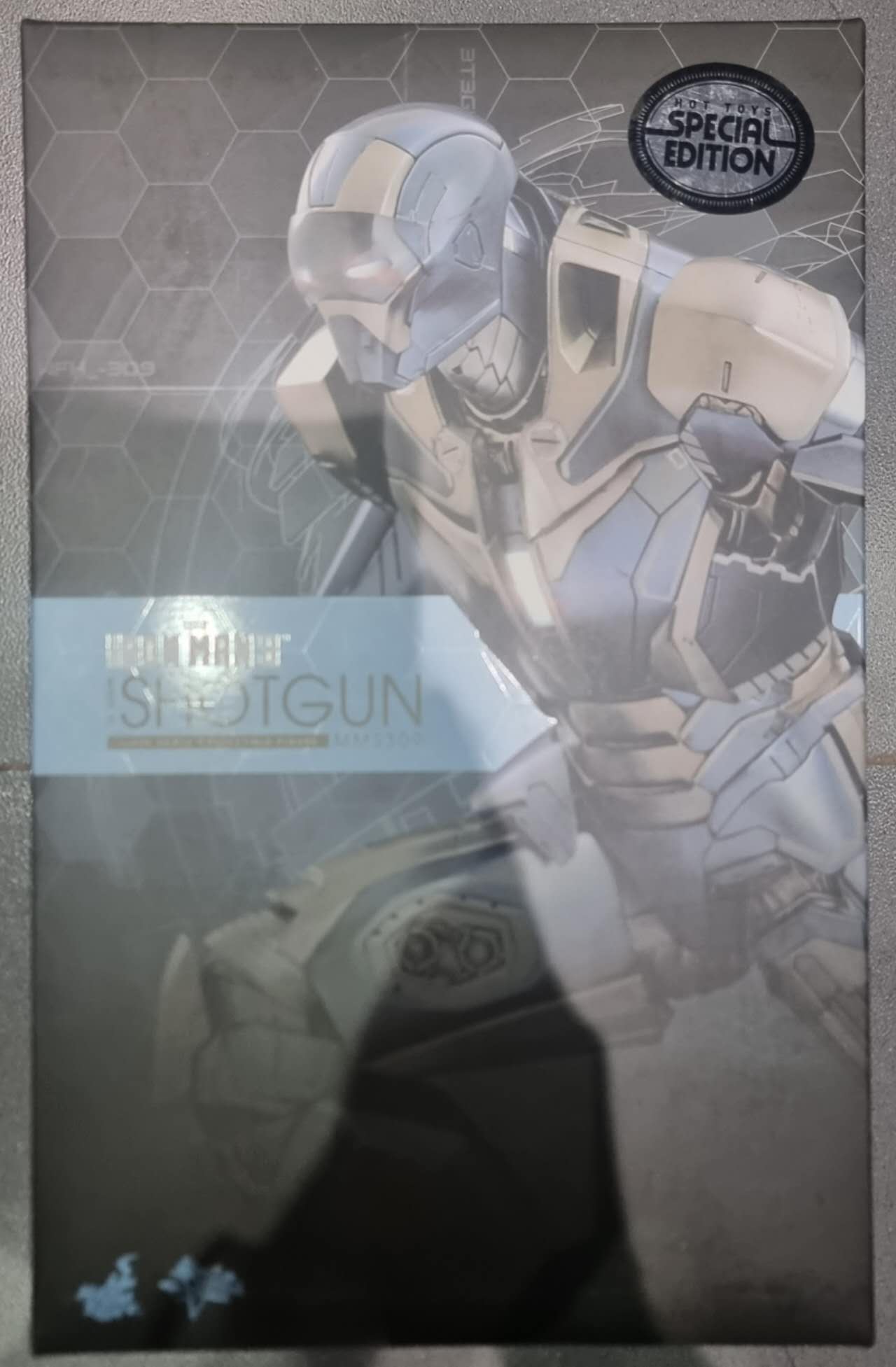 PRE-LOVED - Hot Toys - MMS309 - Iron Man 3 – Mark XL: Shotgun